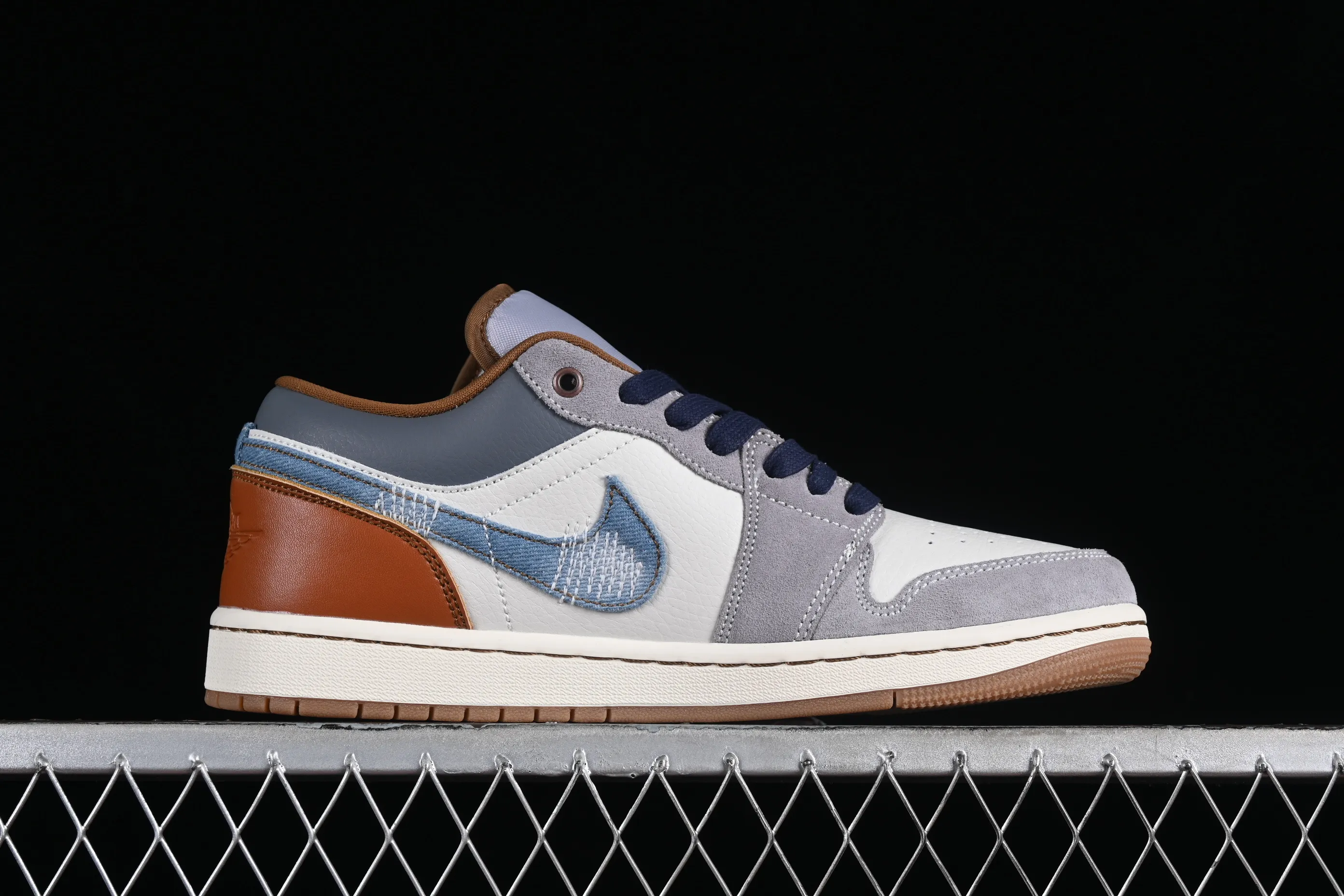 All Categories Air Jordan Jordan Series Basketball Shoes Air Jordan 1 Low Air Jordan 1 Low AJ1 Joe 1 National Treasure Panda Customized Low Bang Cultural Casual Shoes FZ5042-041